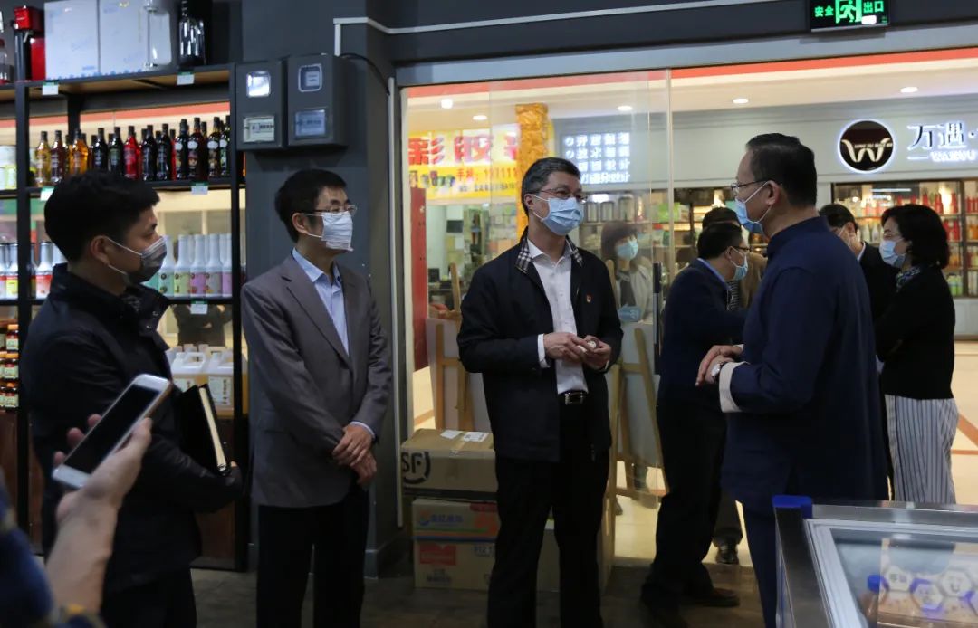 【領(lǐng)導(dǎo)關(guān)懷】廣州市臺辦曾主任率隊蒞臨金達咖啡飲品城慰問臺商并指導(dǎo)工作 【領(lǐng)導(dǎo)關(guān)懷】廣州市臺辦曾主任率隊蒞臨金達咖啡飲品城慰問臺商并指導(dǎo)工作
